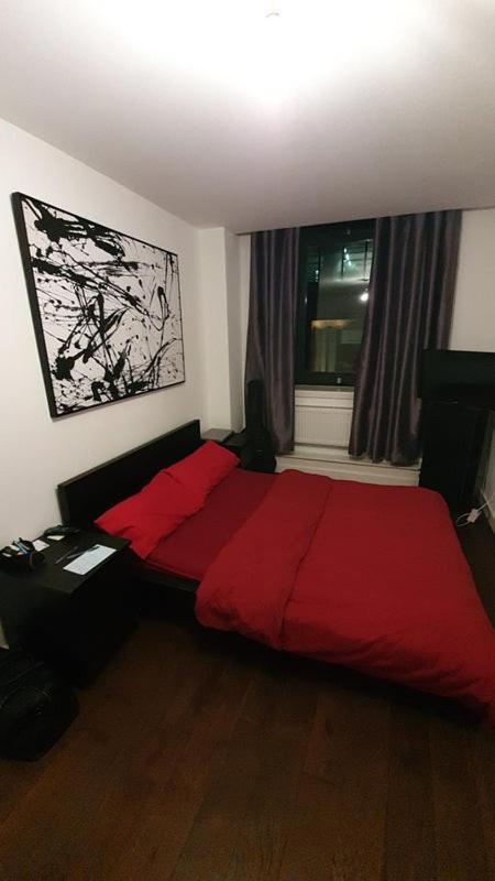 Double Room With Shared Bathroom Лондон Экстерьер фото